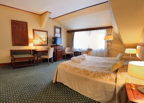 Premium bedding, Select Comfort beds, minibar, in-room safe - Park Hotel (Szczecin)