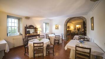 Gratis tag selv-morgenmad hver dag