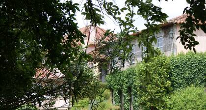 Casa dos Assentos de Quintiães