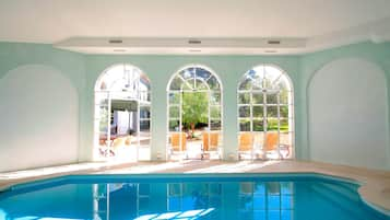 Indoor pool, pool loungers