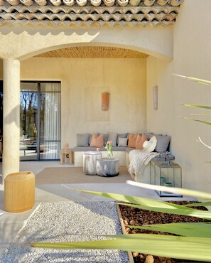 Premium bedding, minibar, individually decorated, individually furnished - Toile Blanche (Saint-Paul-de-Vence)