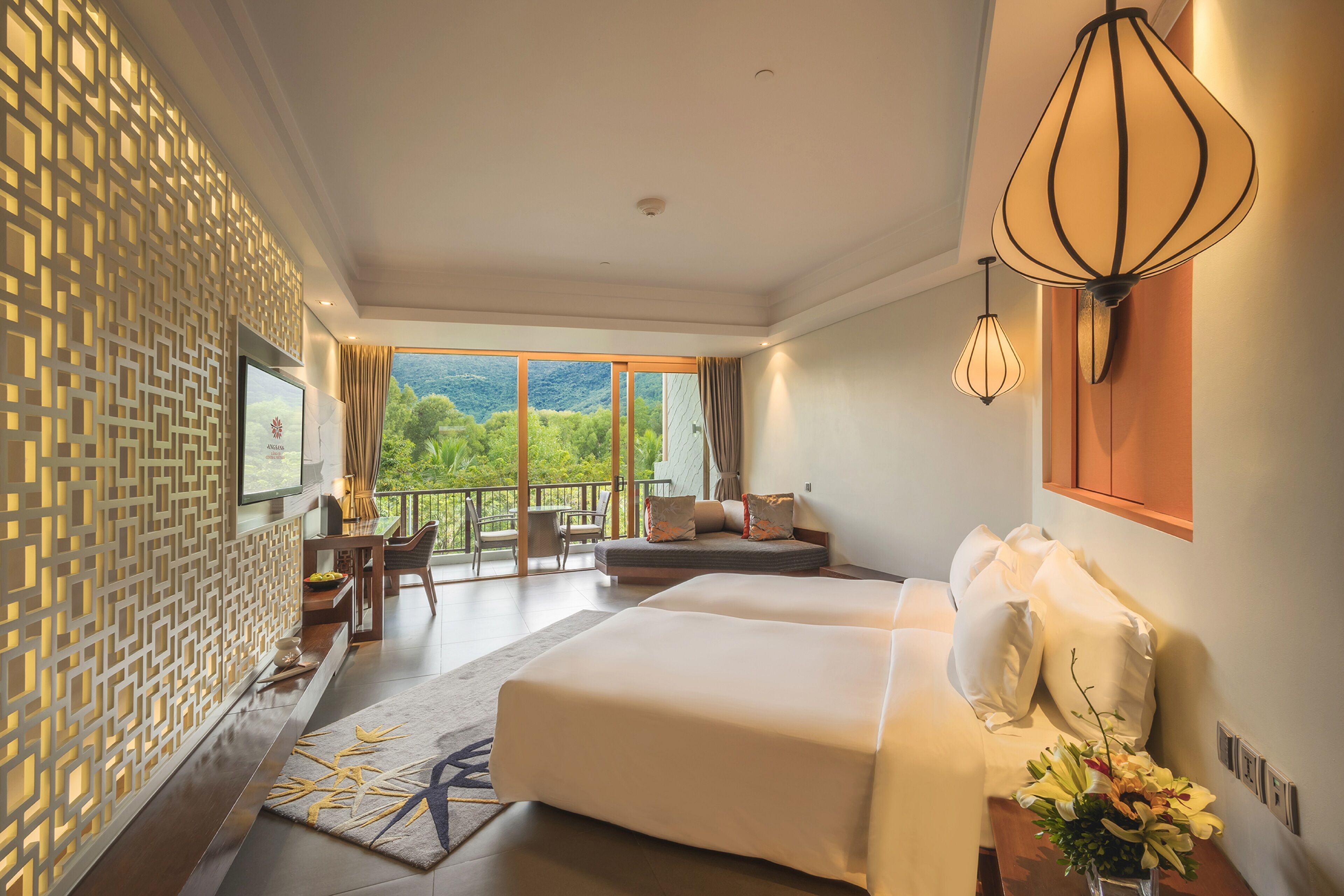 garden balcony twin grand | 2 bedrooms, hypo-allergenic bedding, down duvets, minibar