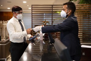 Restaurant - Hotel Casa Fortuna (Kolkata)