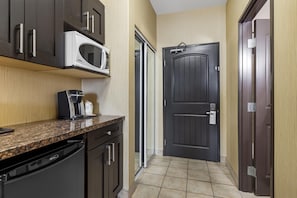 Standard Room, 2 Queen Beds, Non Smoking (with Sofabed) | Pillowtop beds, desk, laptop workspace, blackout drapes - Best Western Estevan Inn & Suites (Estevan)