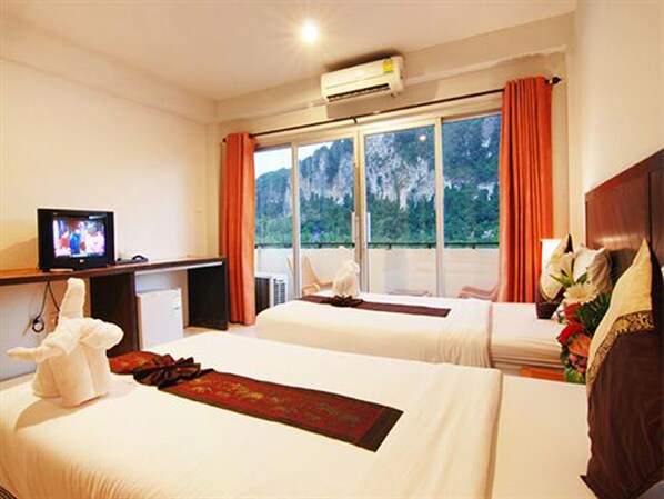 Minibar, in-room safe, desk, free WiFi - Ascot Krabi Hotel (Krabi)