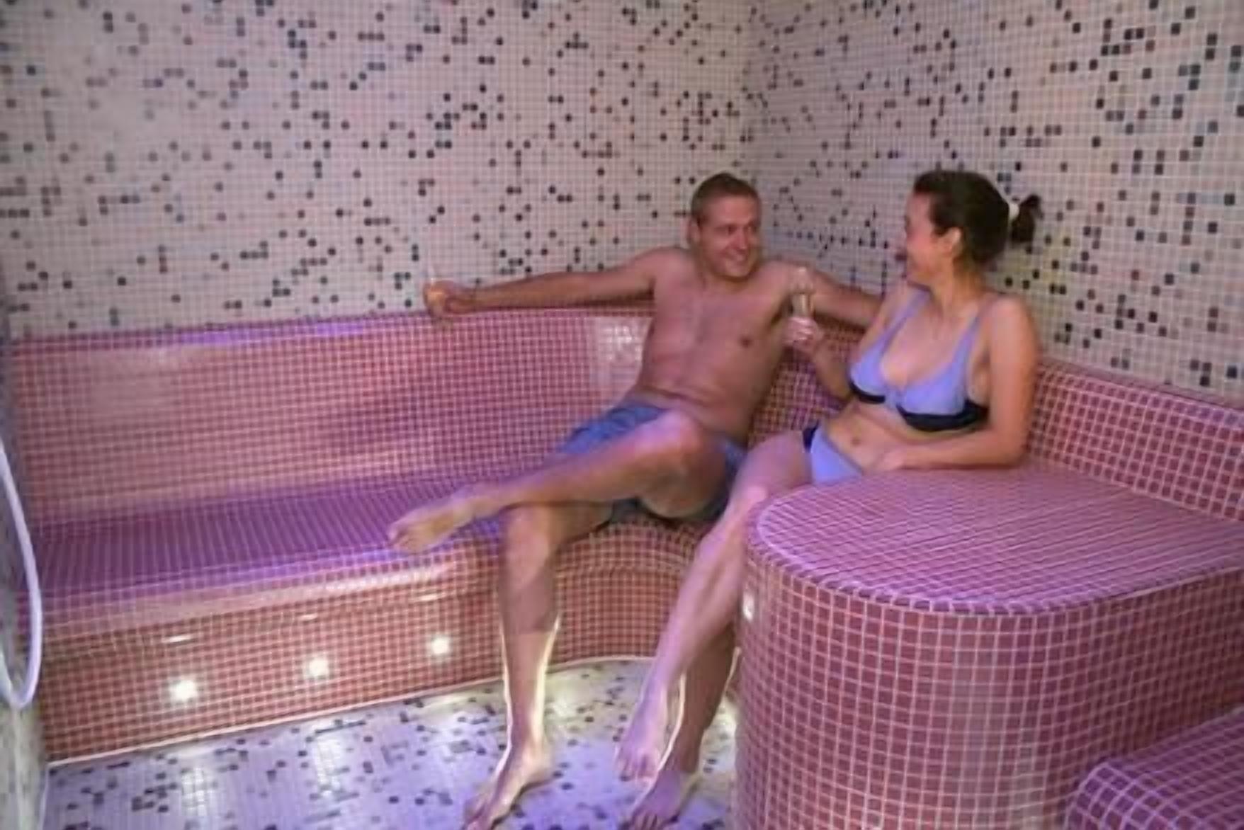 Couples treatment room(s), body treatments, hydrotherapy, aromatherapy