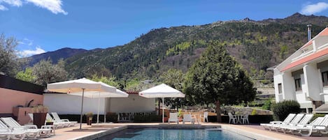 Uitzicht op de bergen