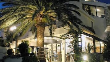 Front of property – evening/night