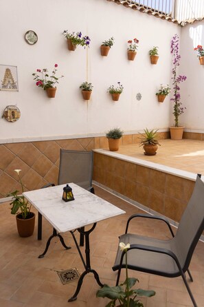 Terrace/patio - Hotel Don Paula (Córdoba)