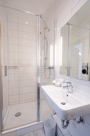 Free WiFi, bed sheets - Logierhaus Austernfischer (Norderney)