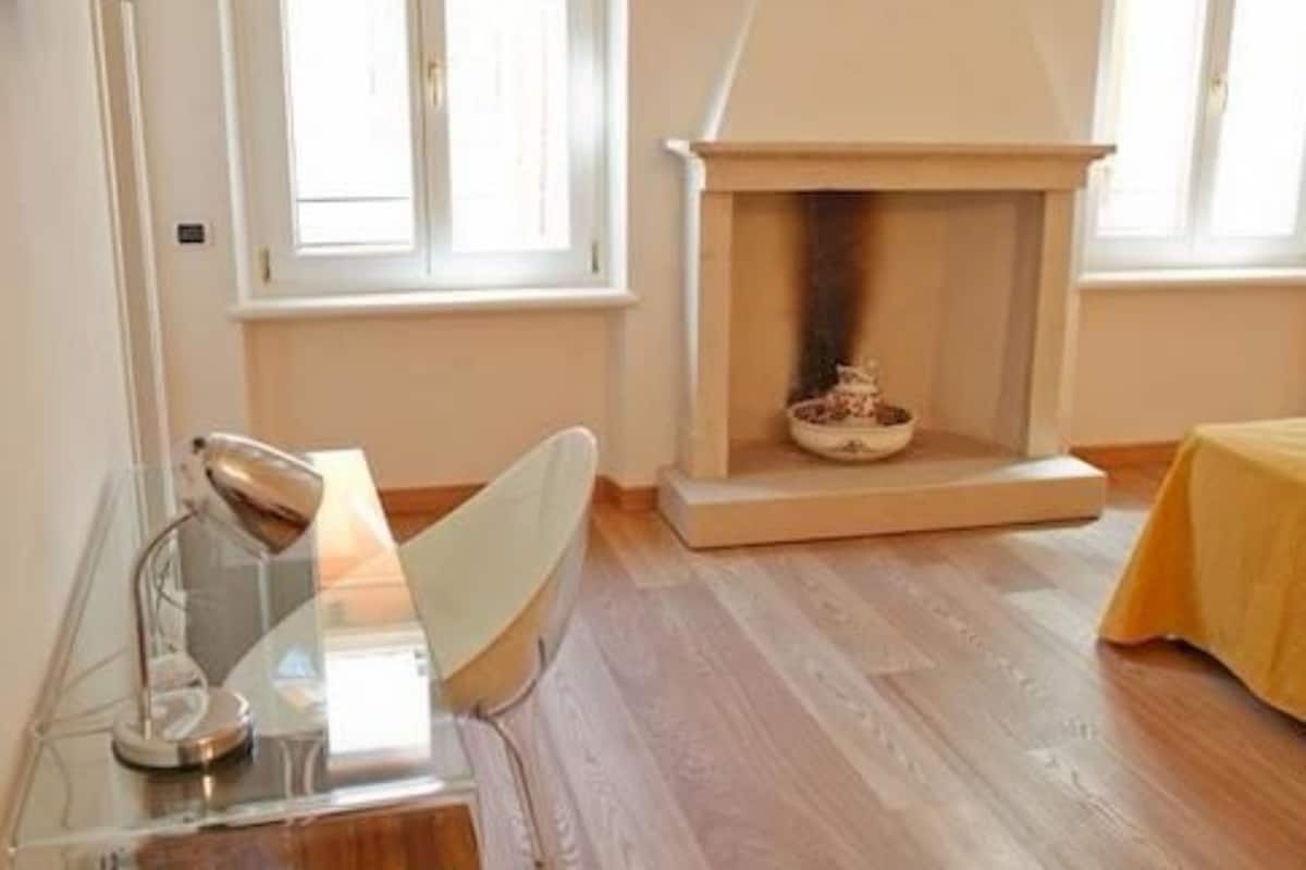 basic double room | down duvets, minibar, in-room safe, individually decorated