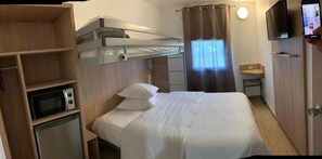 Dreibettzimmer, eigenes Bad (Budget)