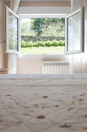 Habitación estándar doble | Escritorio, wifi gratis, ropa de cama