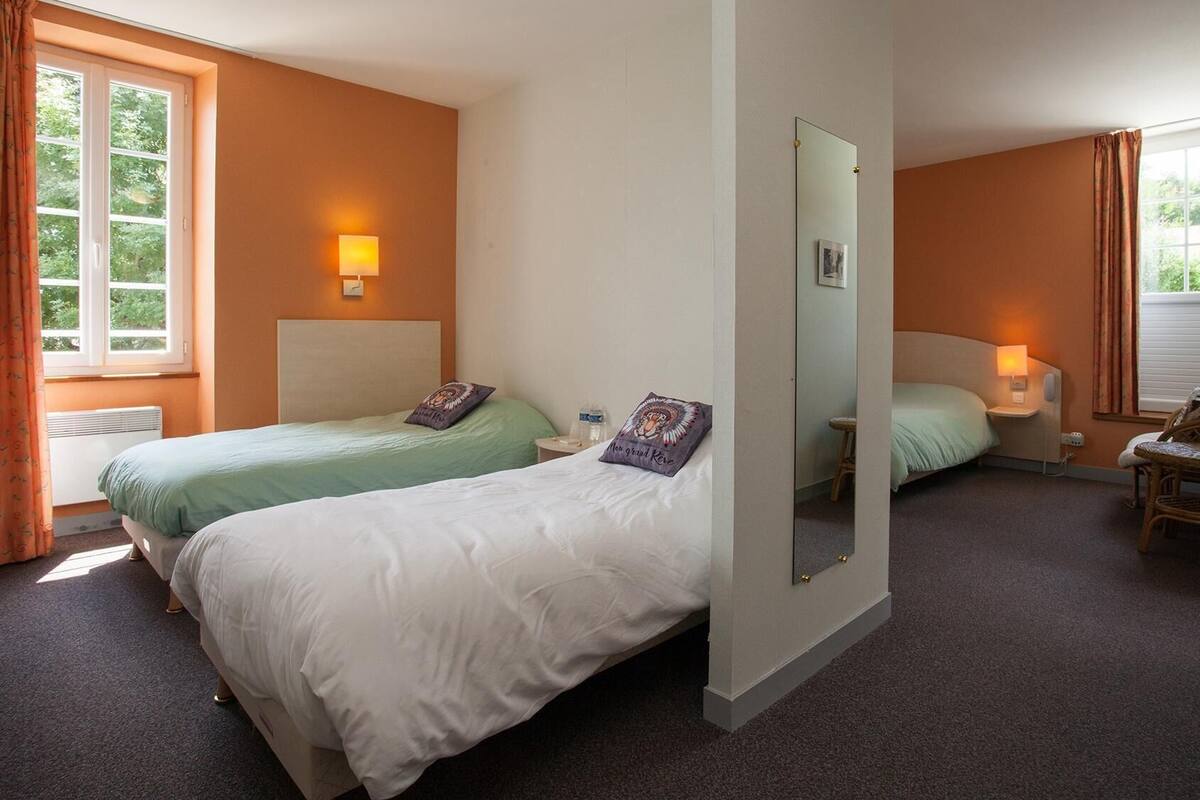 Standard Double Room, City View | Desk, blackout curtains, soundproofing, free WiFi