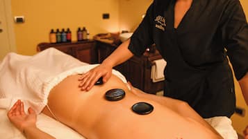 Sauna, Whirlpool, Dampfbad, Türkisches Bad/Hamam, Körperbehandlungen