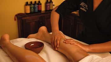 Sauna, hot tub, steam room, Turkish bath, body treatments, aromatherapy