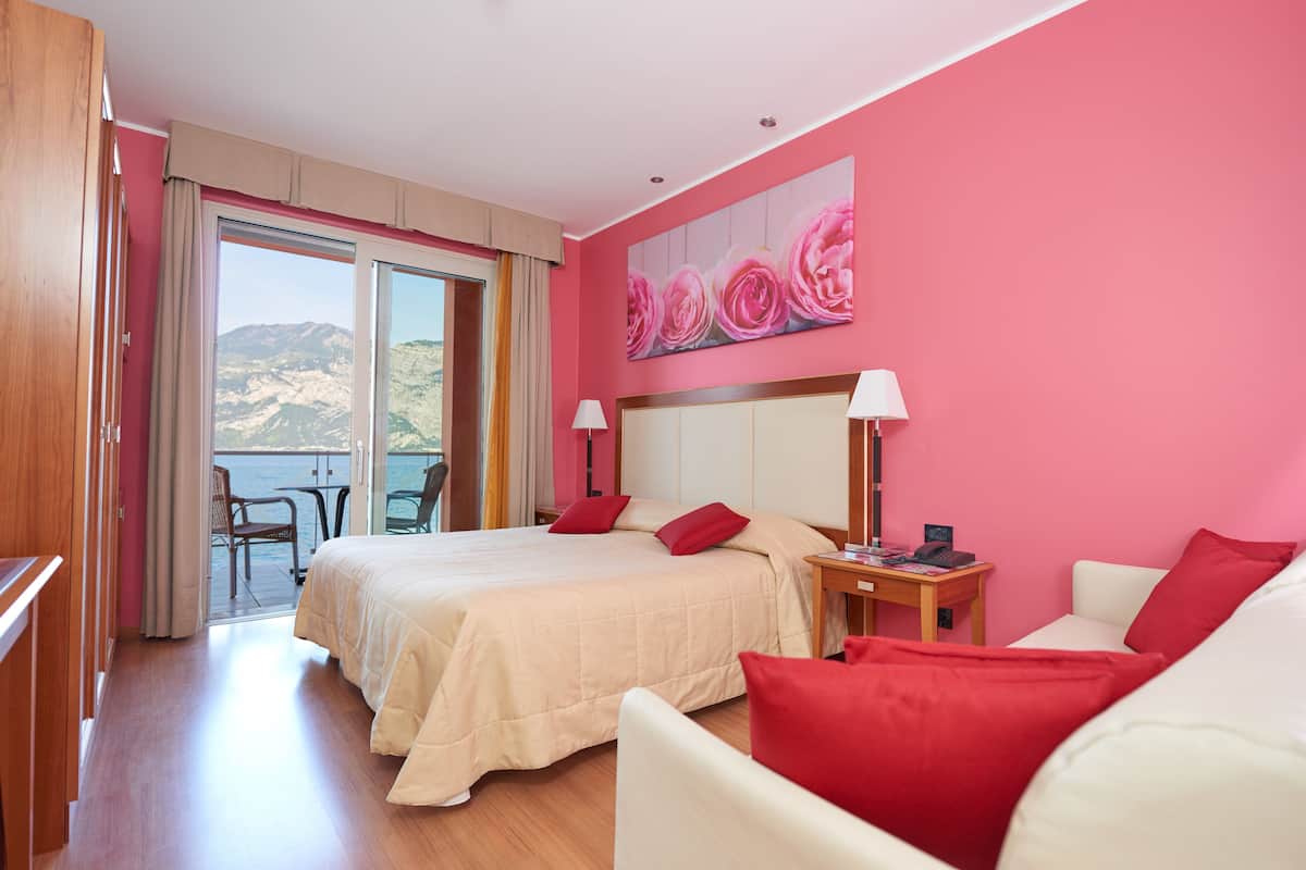 1 chambre, literie de qualité supérieure, couette en duvet d'oie