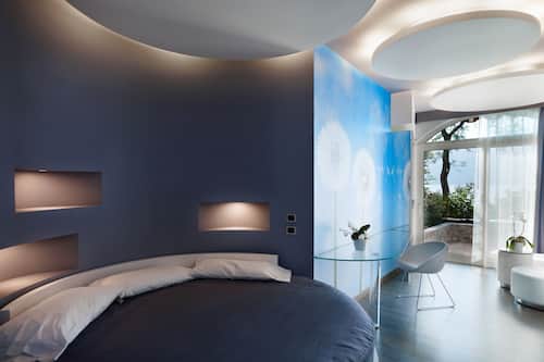 Premium bedding, down duvets, minibar, in-room safe