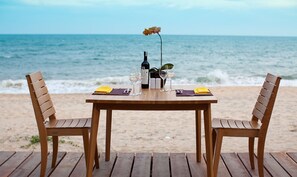 Se sirven desayunos, comidas y cenas 