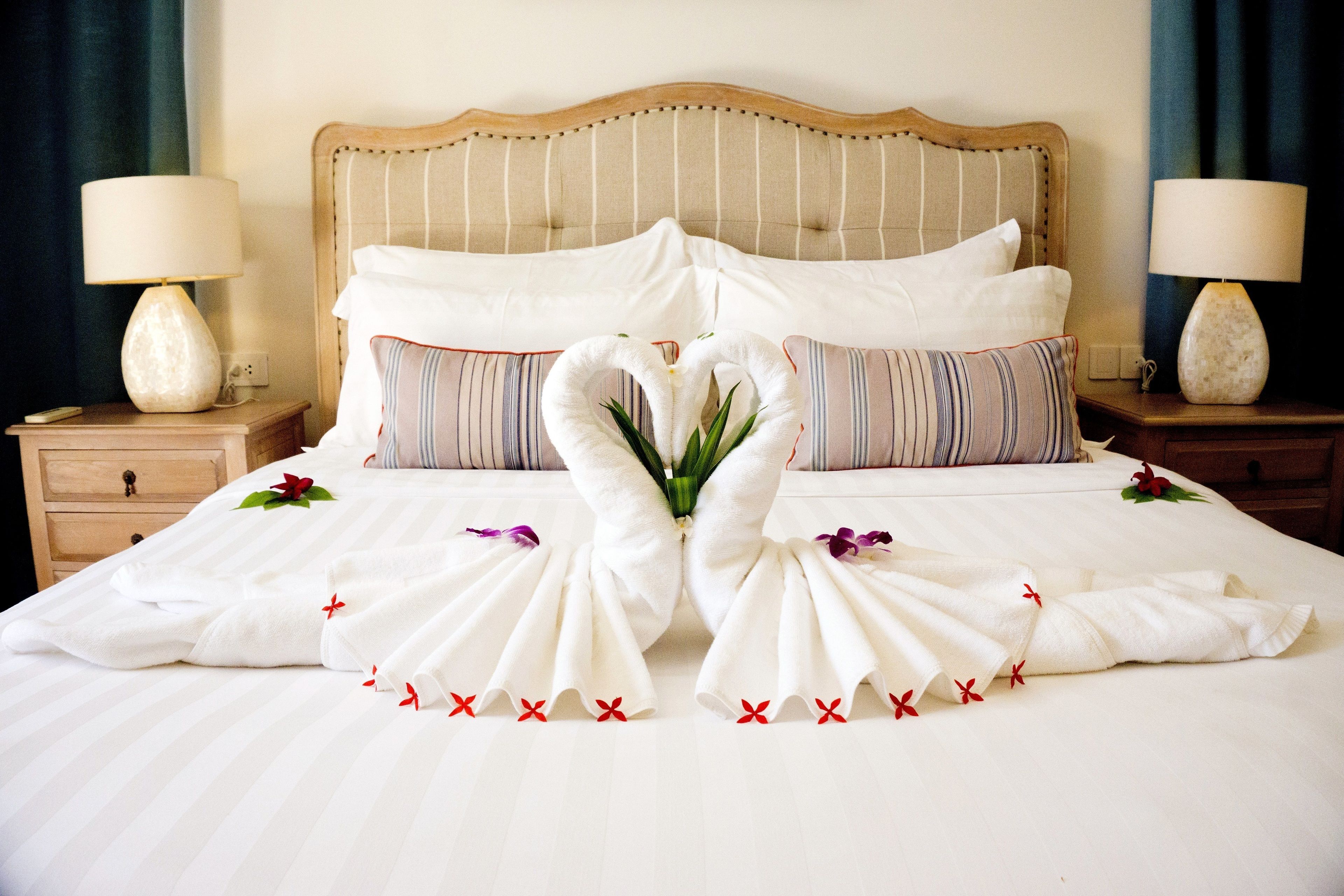 sea view suite | premium bedding, minibar, in-room safe, desk