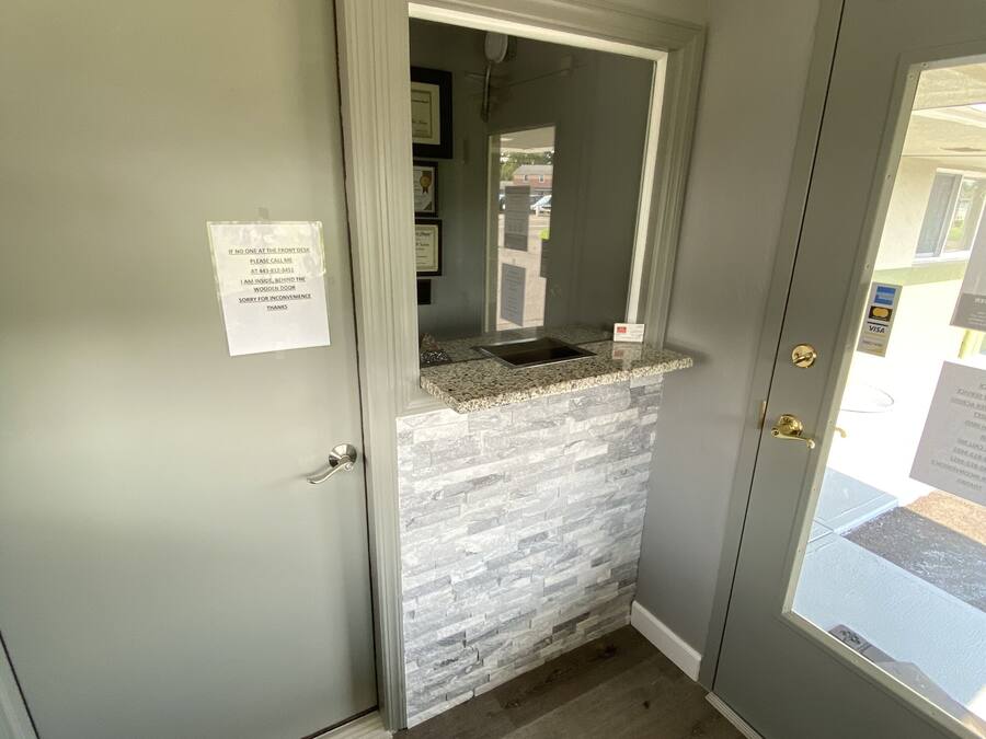 Fachada da propriedade