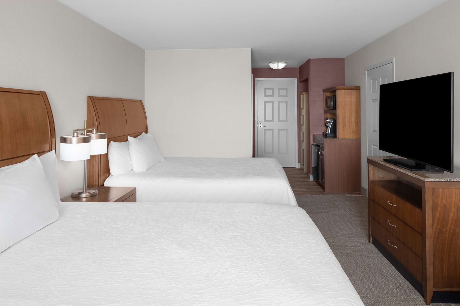 Egyptian cotton sheets, premium bedding, down comforters, pillowtop beds