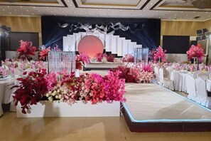 Gambar tidak terklasifikasi, 4 dari 92, tombol