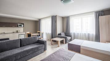 Apartamento, 1 habitación (Fitness) | Zona de estar | Una televisión LED
