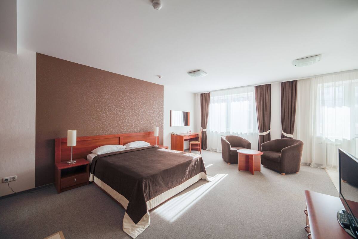 In-room safe, desk, iron/ironing board (on request), cots/infant beds