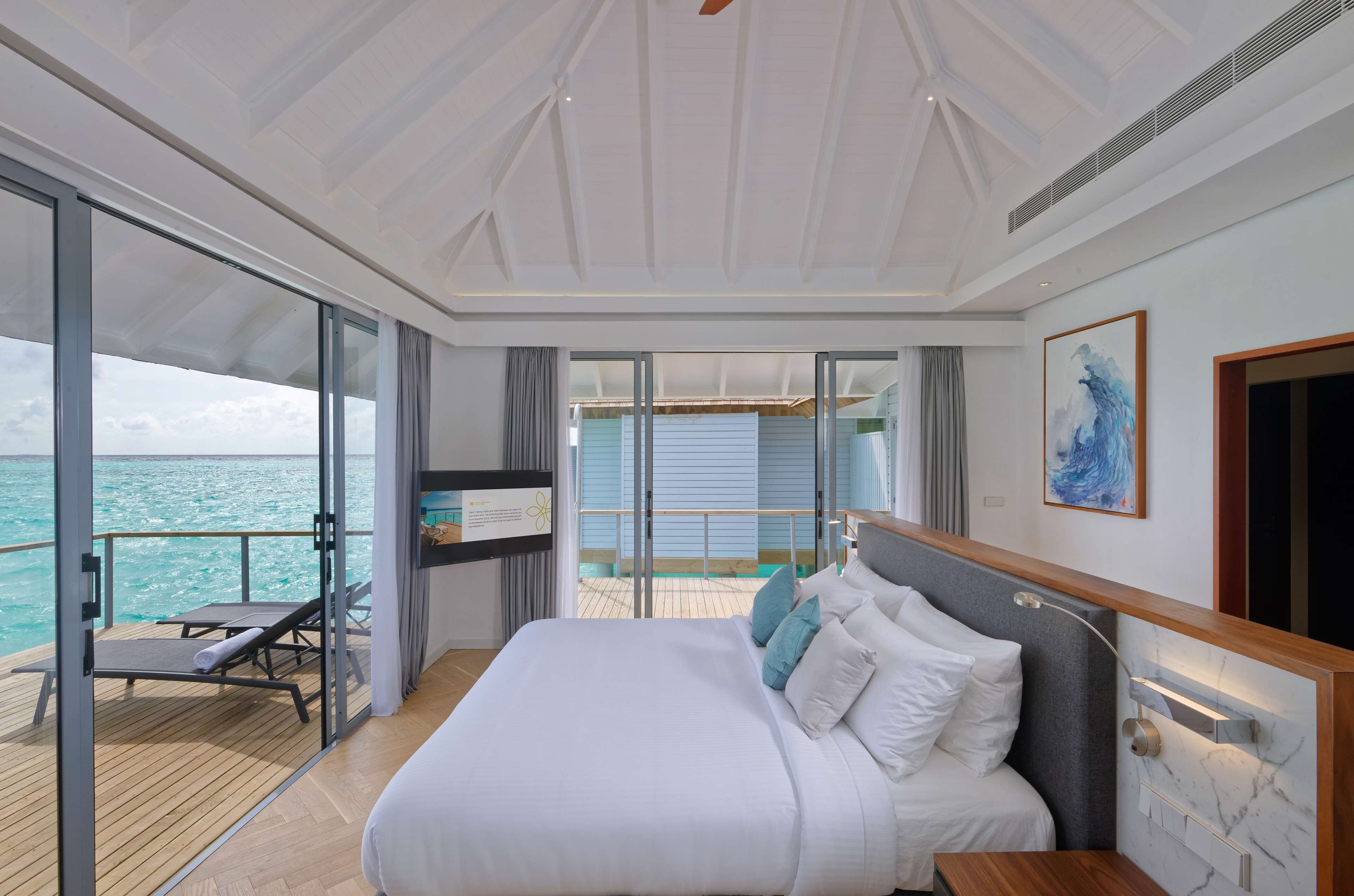 Down comforters, pillowtop beds, minibar, in-room safe