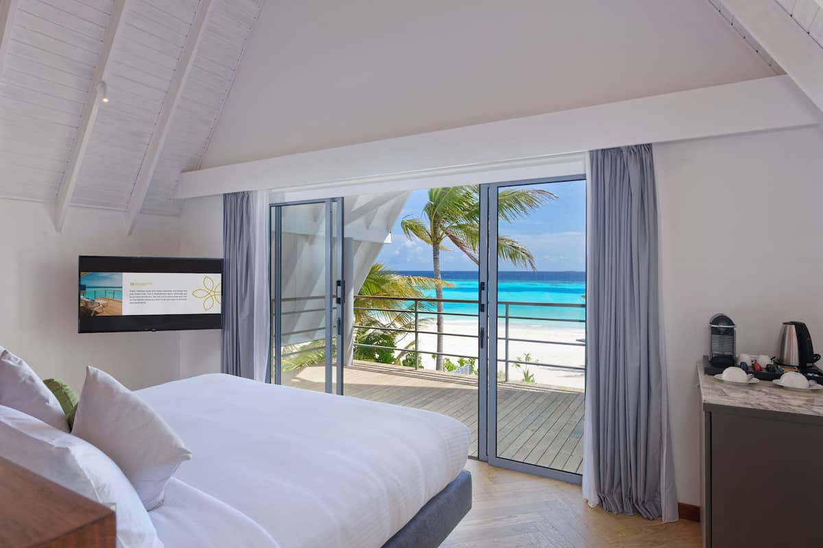 Down comforters, pillowtop beds, minibar, in-room safe