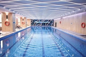 Indoor pool - Hotel de Royce (Shaoguan)