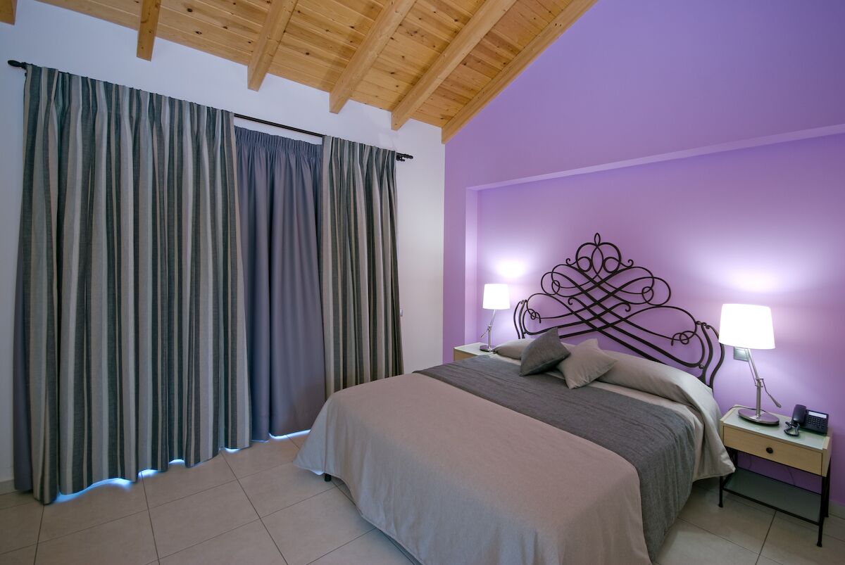 standard room | egyptian cotton sheets, premium bedding, pillow-top beds, minibar