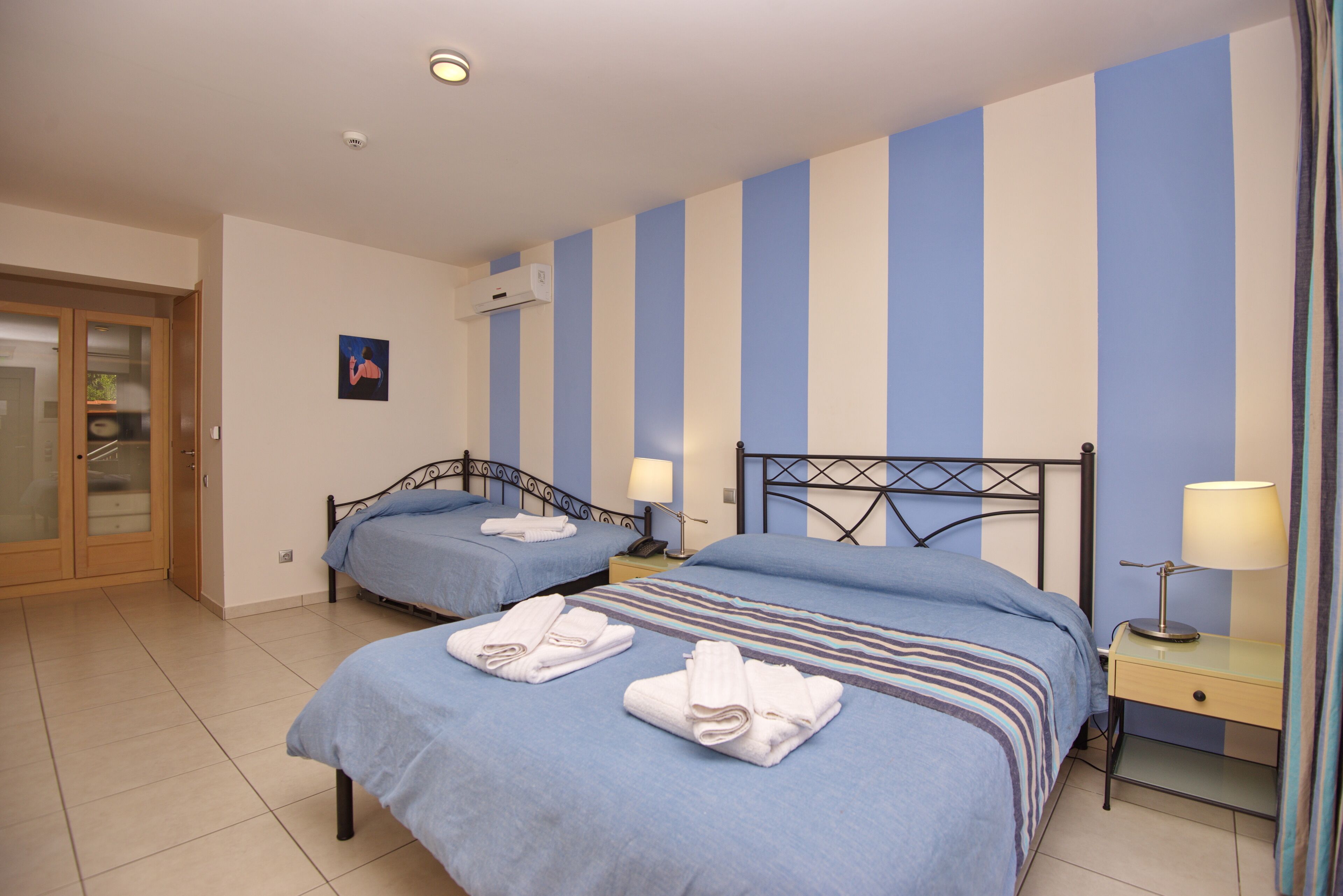 classic triple room | egyptian cotton sheets, premium bedding, pillow-top beds, minibar