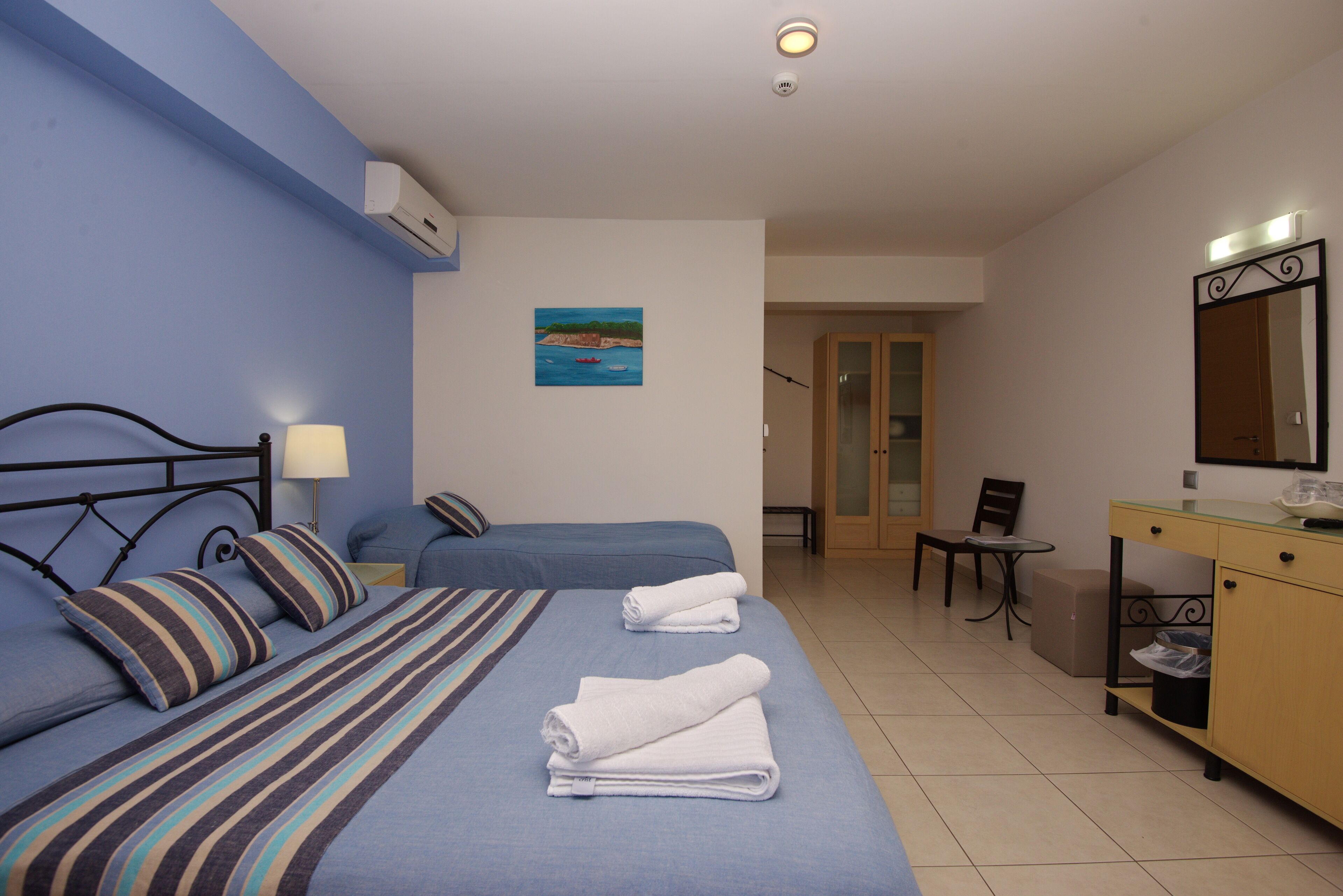 classic triple room | egyptian cotton sheets, premium bedding, pillow-top beds, minibar