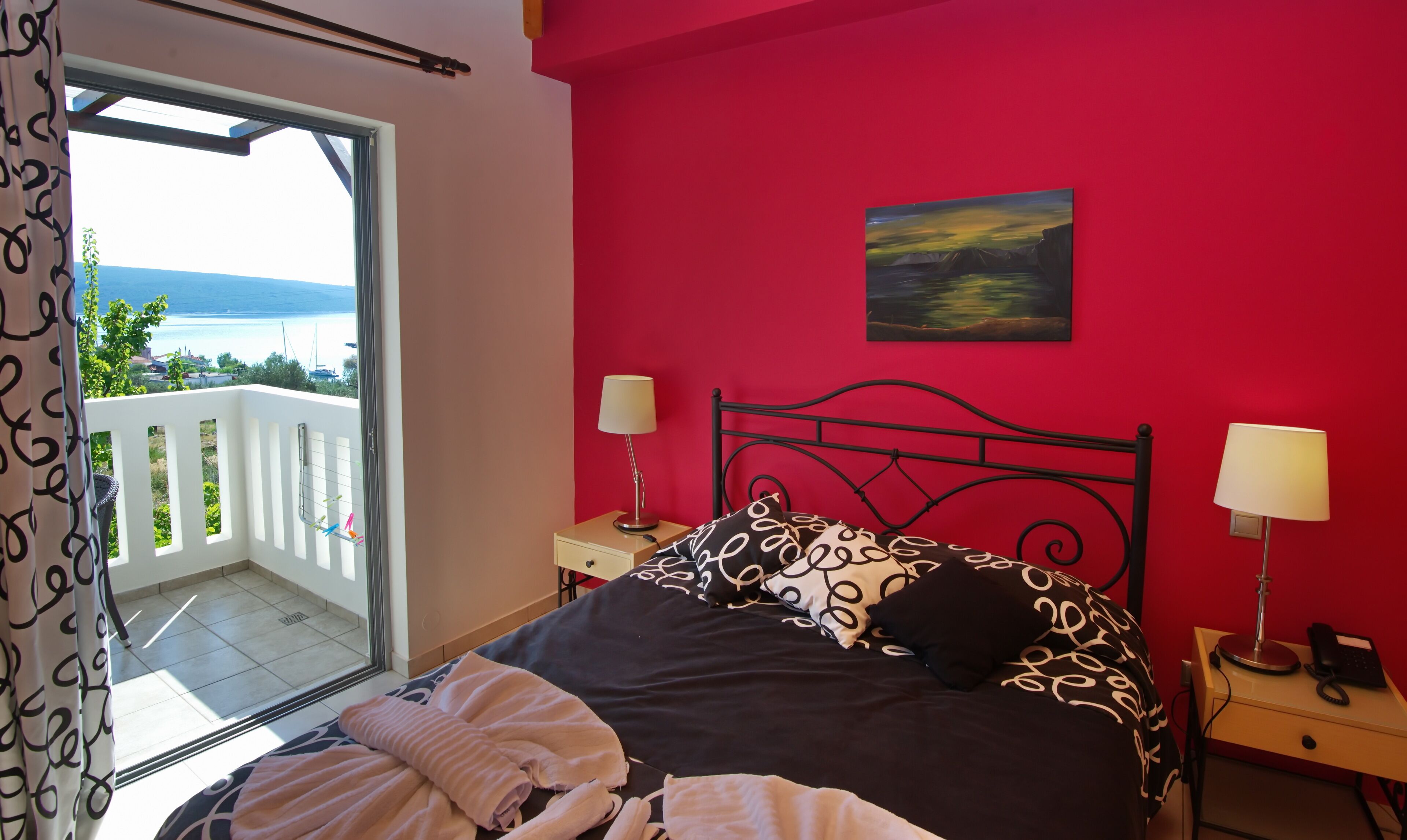 standard room | egyptian cotton sheets, premium bedding, pillow-top beds, minibar