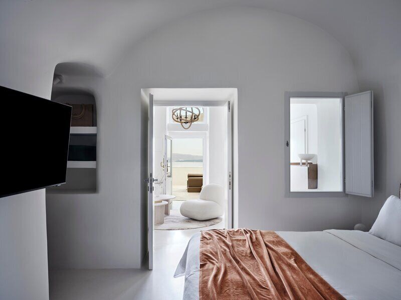 Two Bedroom Suite with Infinity Pool | Egyptian cotton sheets, premium bedding, Tempur-Pedic beds, minibar