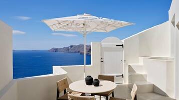 Two Bedroom Villa with Private Pool and Hot tub | Restauration en plein air