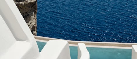Elegant Suite with Hot tub | View from room