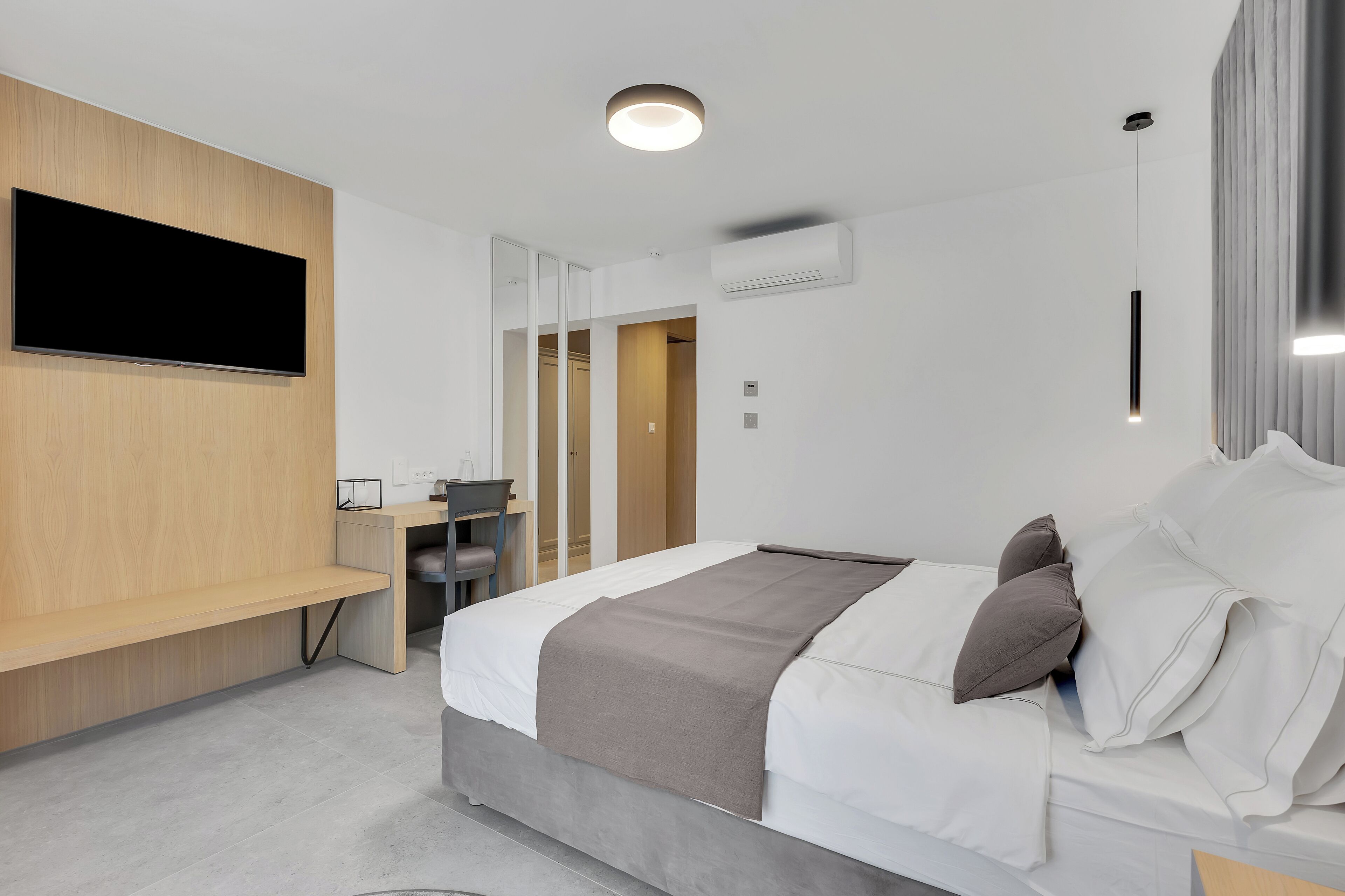 classic double room | in-room safe, blackout curtains, soundproofing, free wifi