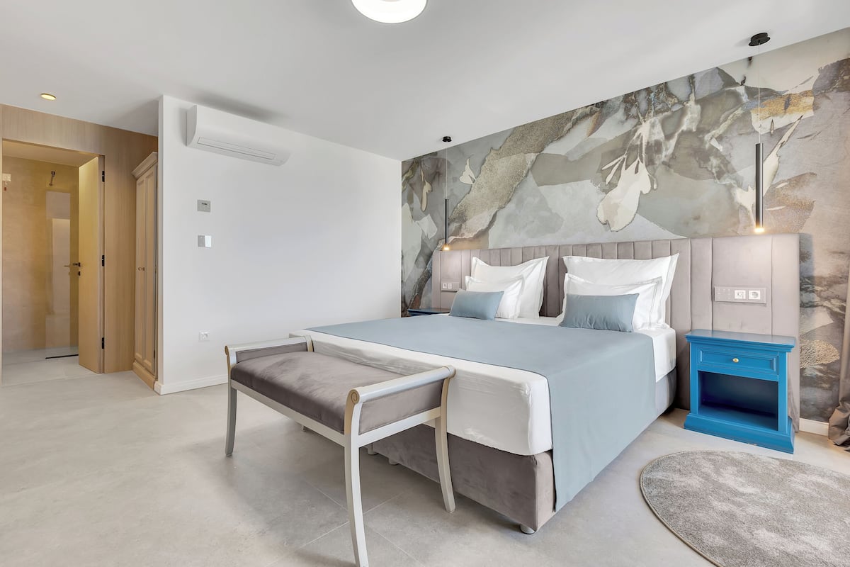 Premium Double room sea view | 客房内保险箱、遮光窗帘、隔音、免费 WiFi