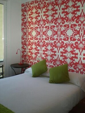 Kamar Double Basic untuk 1 Orang, pemandangan kota | 1 kamar tidur, tempat tidur Select Comfort, dan Wi-Fi gratis