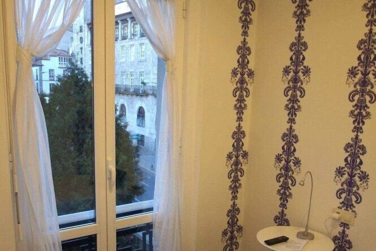 Basic Single Room, City View | 1 bedroom, Select Comfort beds, WiFi (free)
