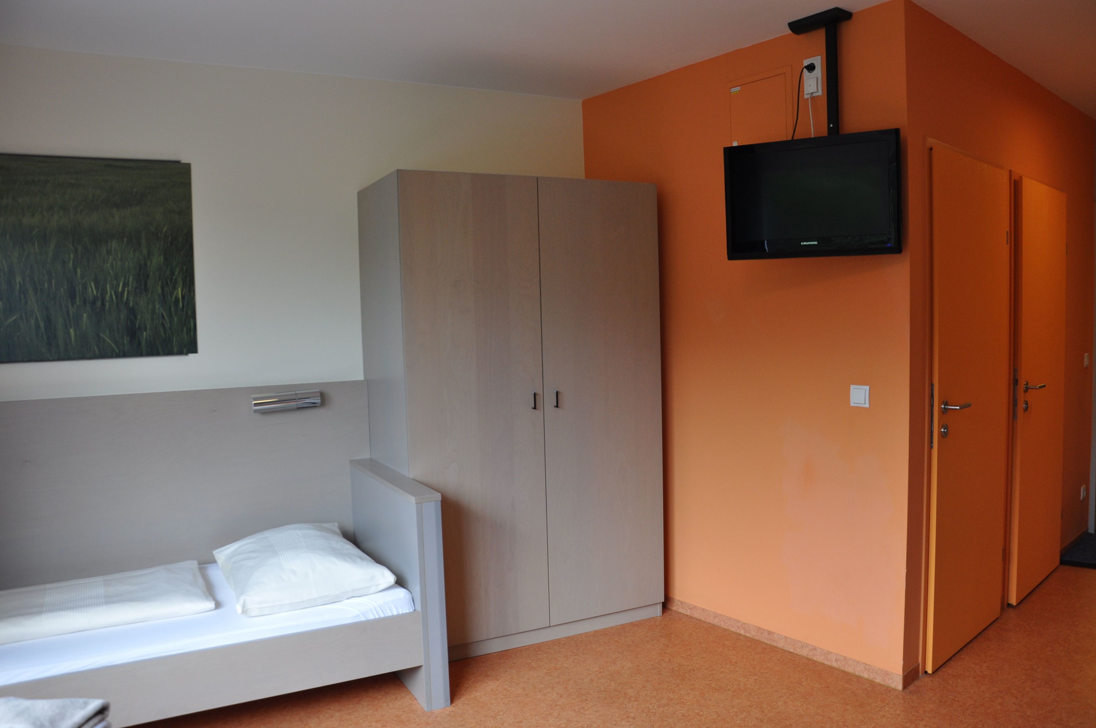 standard twin room | room amenity