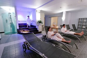 Sauna, steam room, body treatments, aromatherapy, hot stone massages