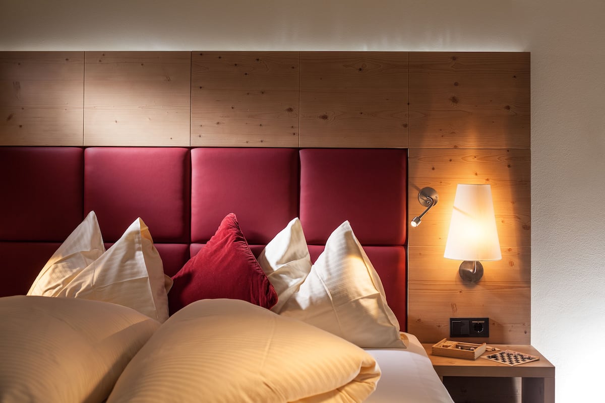 premium bedding, in-room safe, desk, blackout curtains