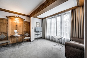 Chambre Double Confort (Sölden) | Coffres-forts dans les chambres, Wi-Fi gratuit, draps fournis