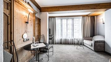 Comfort tweepersoonskamer (Sölden) | Een kluis op de kamer, gratis wifi, beddengoed