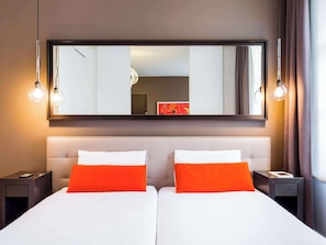 1 slaapkamer, luxe beddengoed, een kluis op de kamer, een bureau