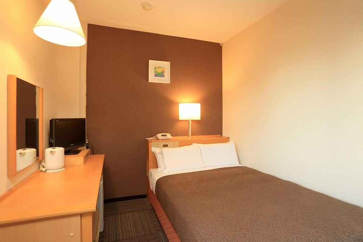 Couette en duvet, bureau, accès au Wi-Fi (inclus), literie fournie